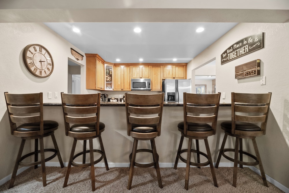 Eagle Point Retreat