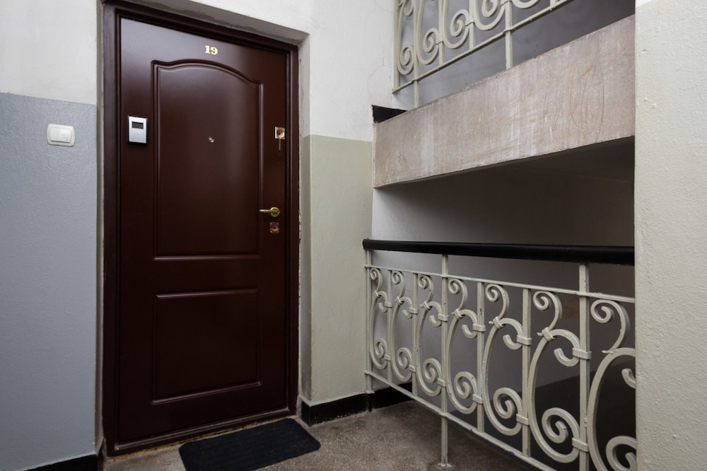 Apartment Rynek Nowego Miasta view 3