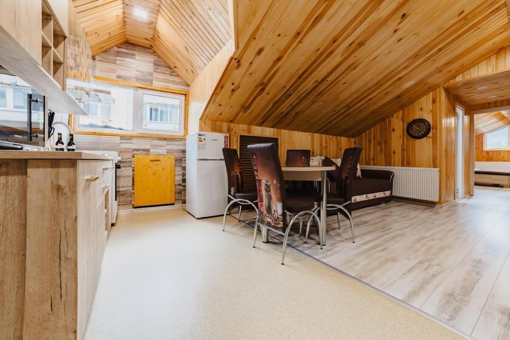 Noua Oasis Bnb Loft ap view 2