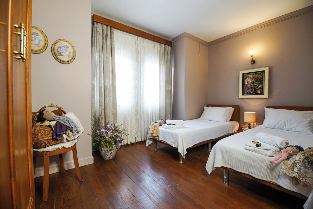 Bozcaada Biz Otel
