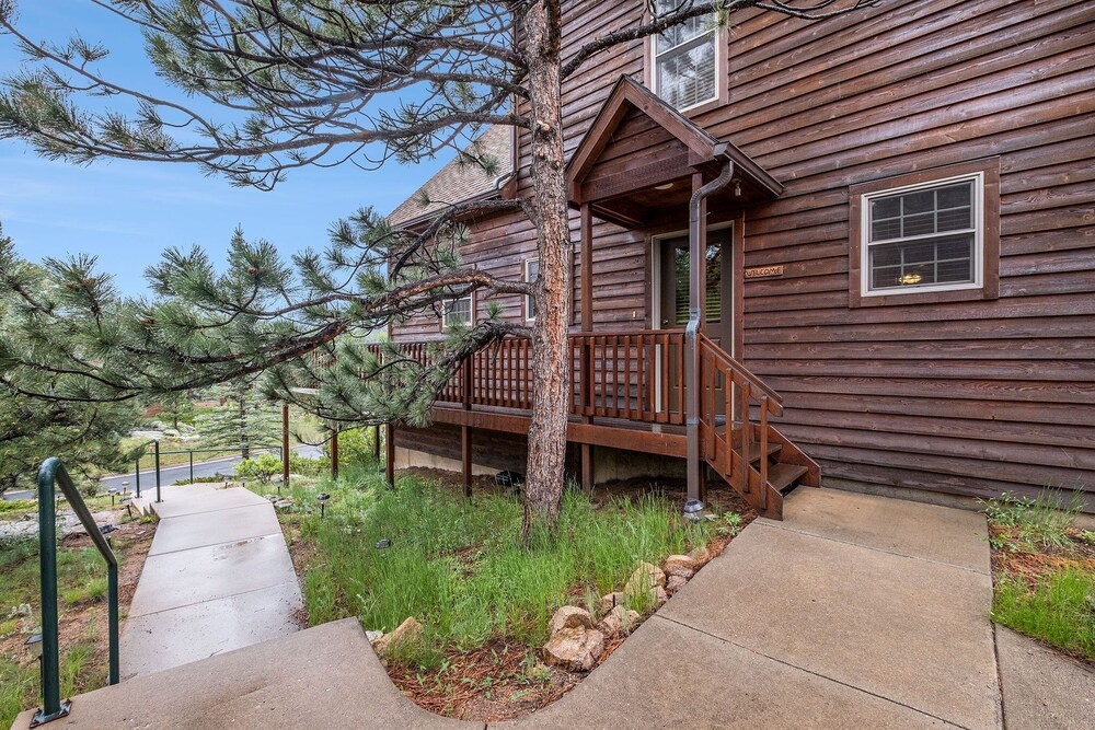 Solitude Condos - Estes Park CO