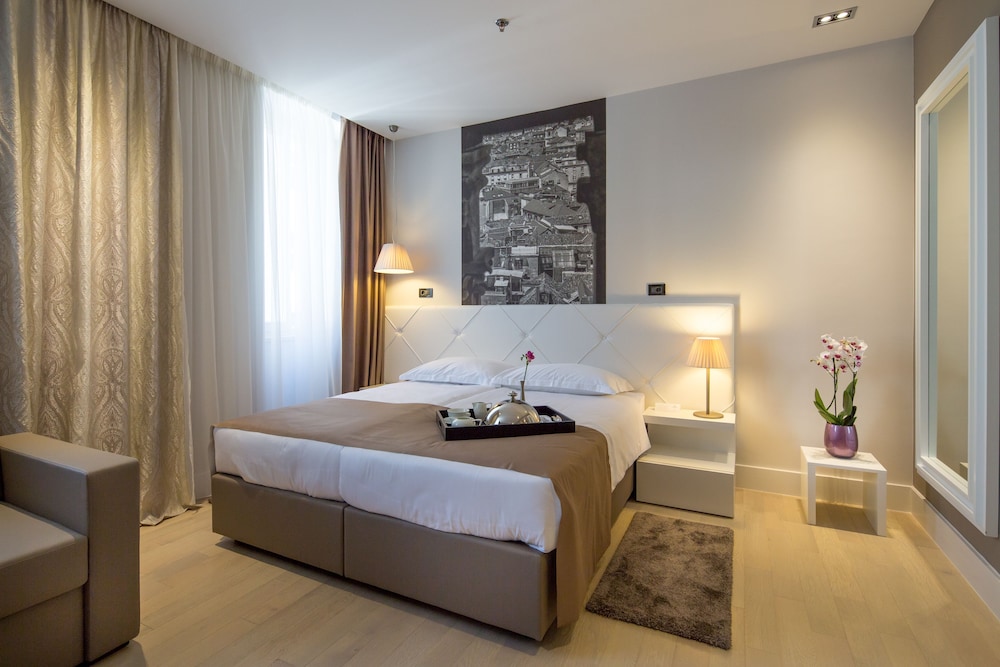 Cornaro Hotel 12