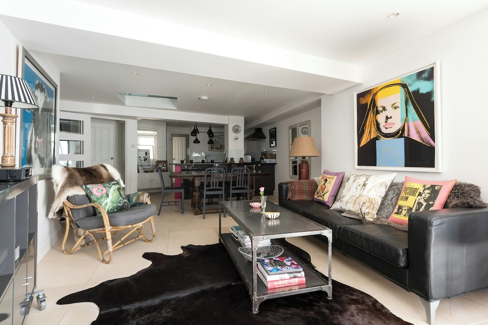 Kennington Road by Onefinestay