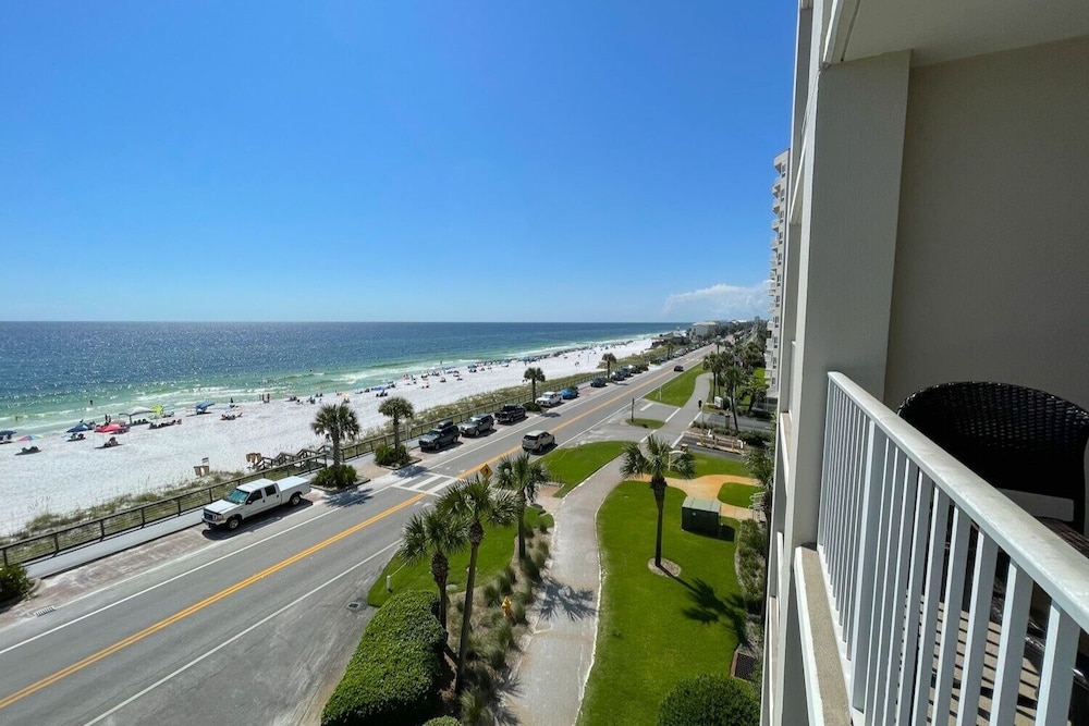 Costa del Mar - 1 Br Condo