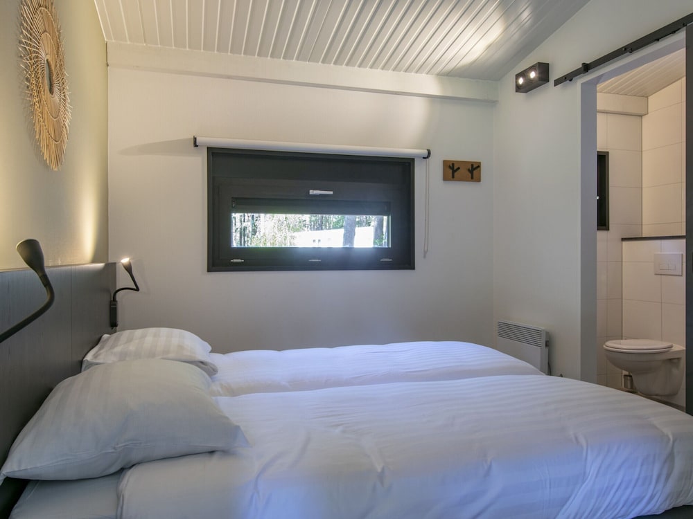 Chalet Near Eindhoven With Private Sauna view 2