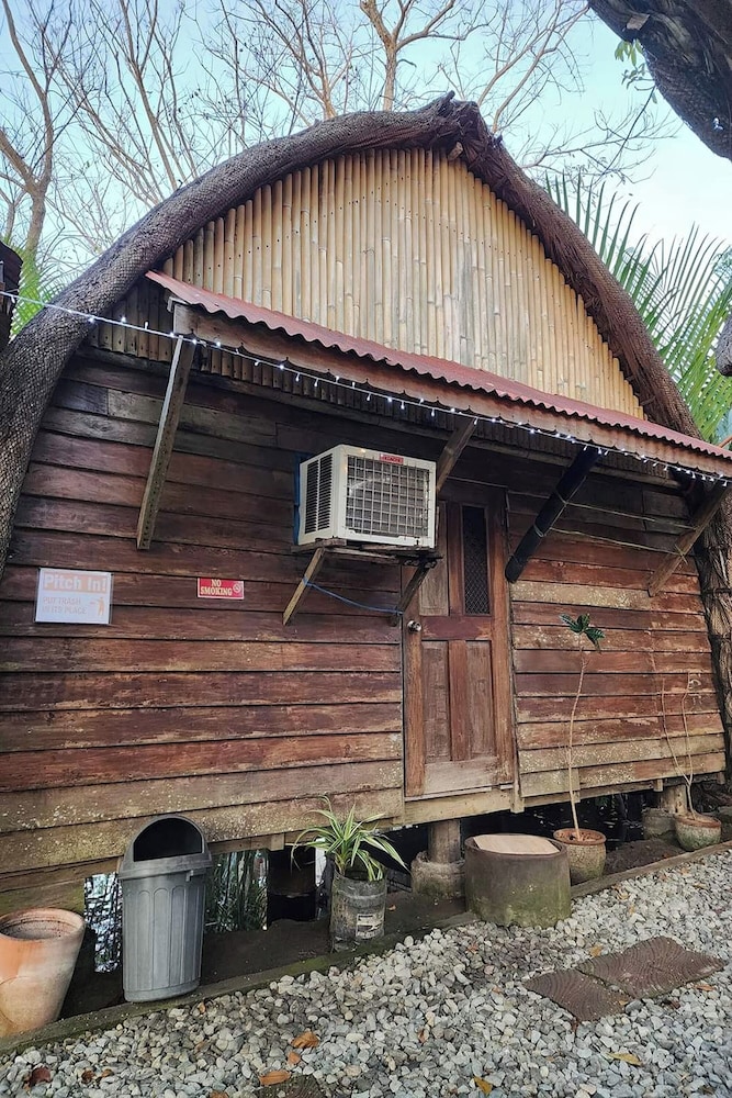 Surfer'S Villa