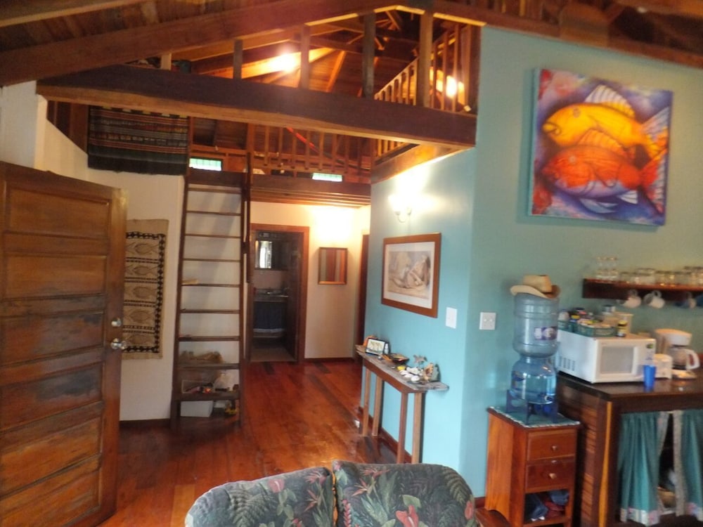 Caye Caulker Vacation Homes