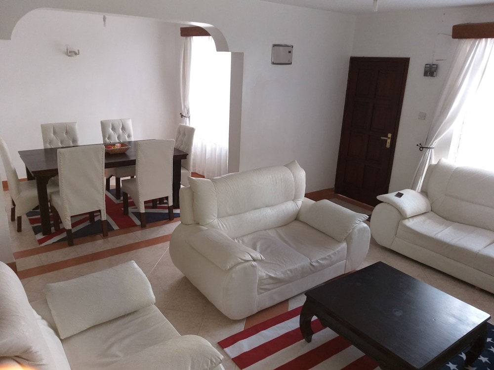 Maurica Homes