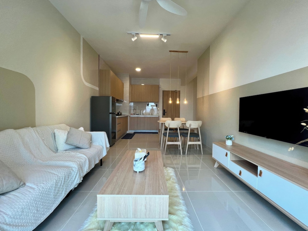 Aradia Residence Lake City KL North