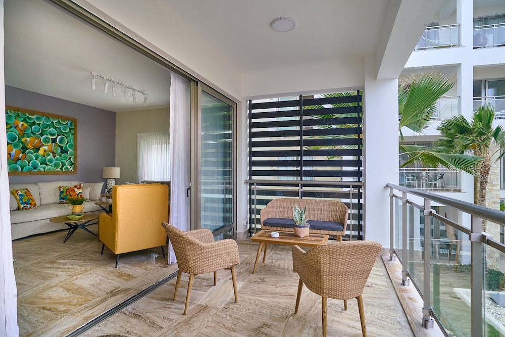 Costa Atlantica Beach Condos