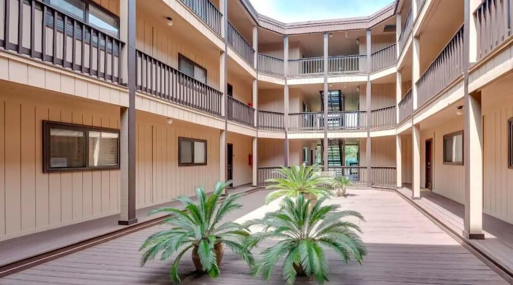 Palmetto Beach Hideaway - Hhbt Resort 2 Bedroom Villa