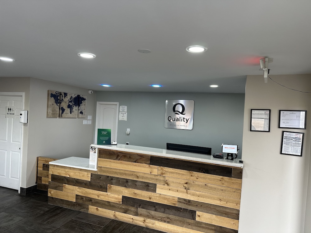 Monroe Vacations - Quality Inn - Property Image 30