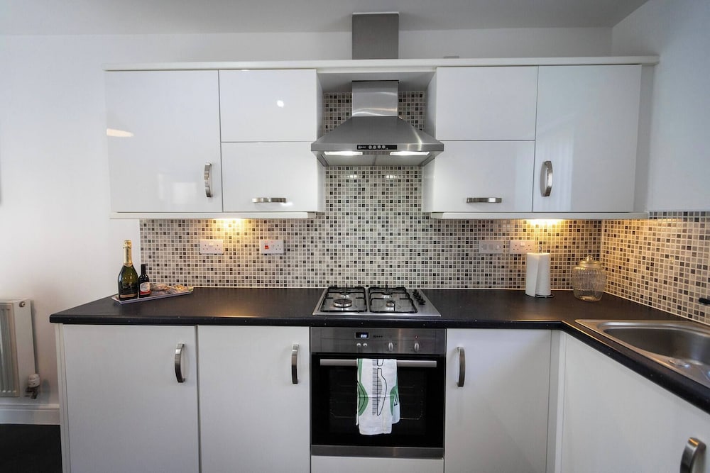 Hampton 3-bedroom Luxury Escape With Parking
