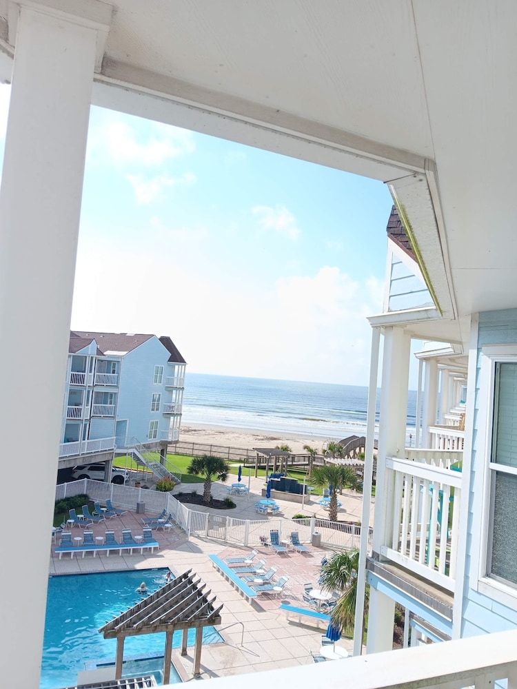 Seascape 1318 1 Bedroom Condo by RedAwning