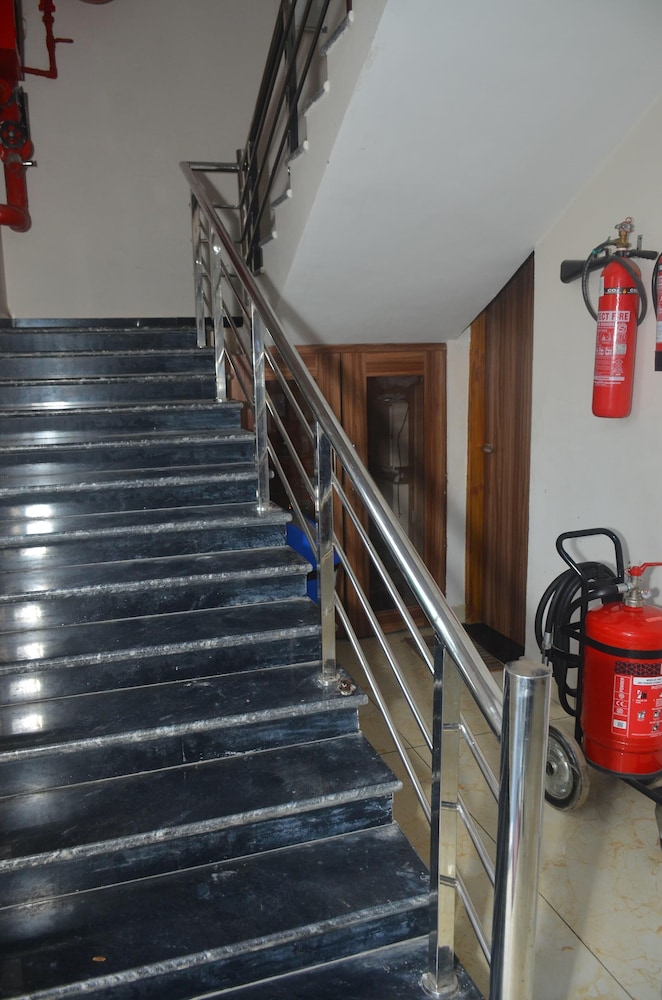 Hotel Hare Krishna Dham