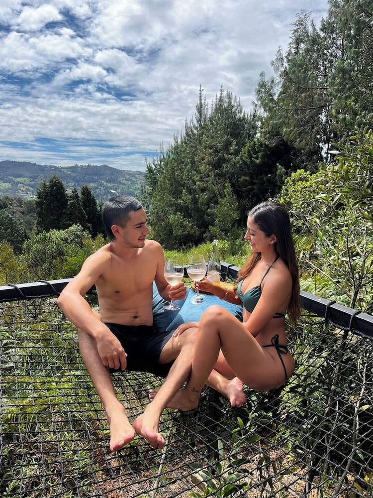Lakeside Glamping With View, Fire Pit & Hammock