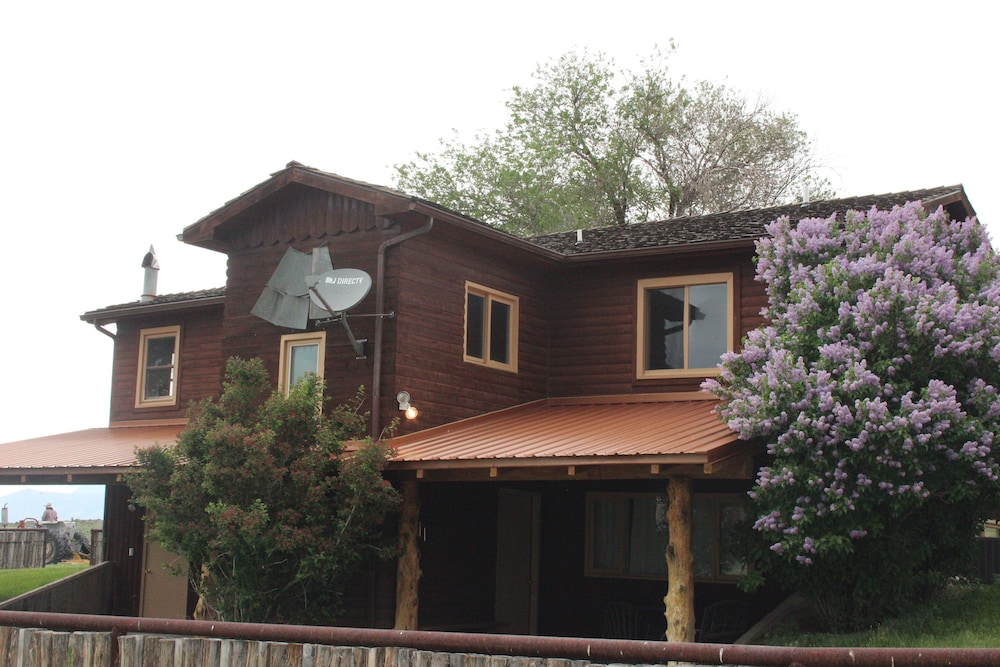Monster Lake Ranch