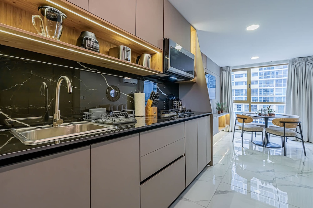 w Wonderful 1BR in Obarrio
