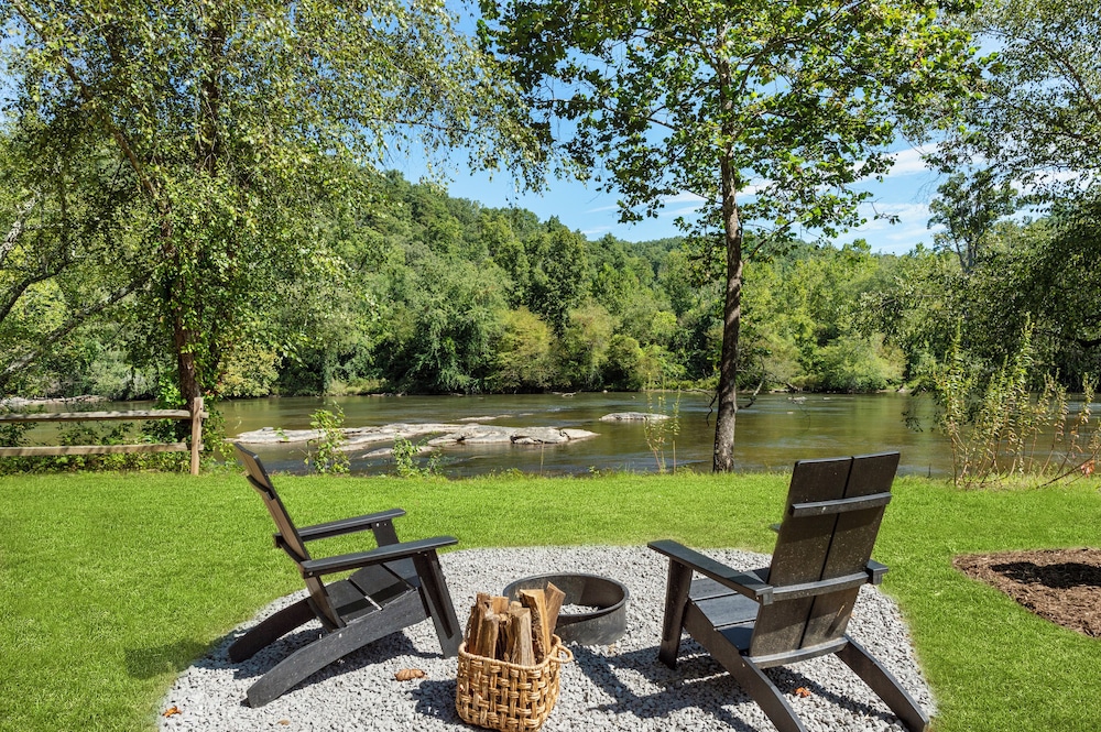 Asheville River Cabins