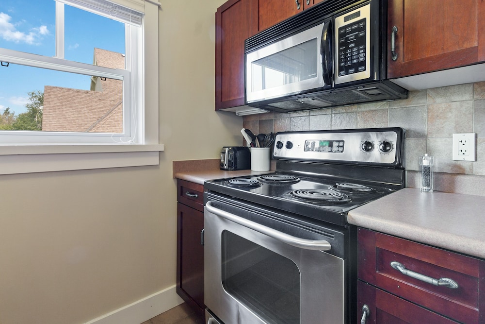 Rivergrass Condos