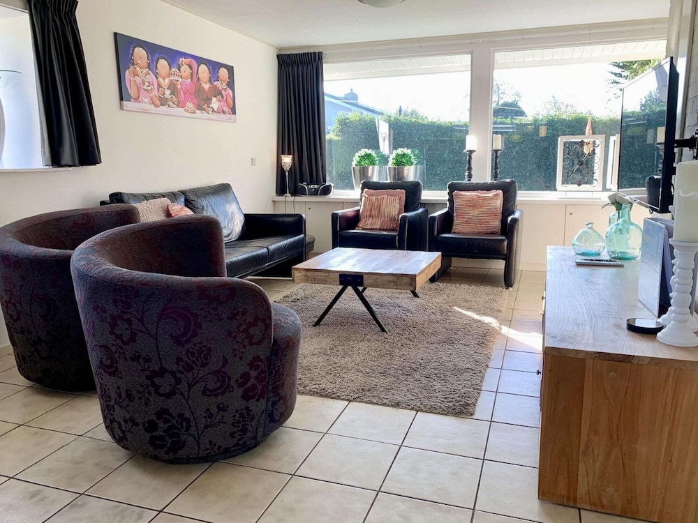 Great Bungalow Near the Beach and sea