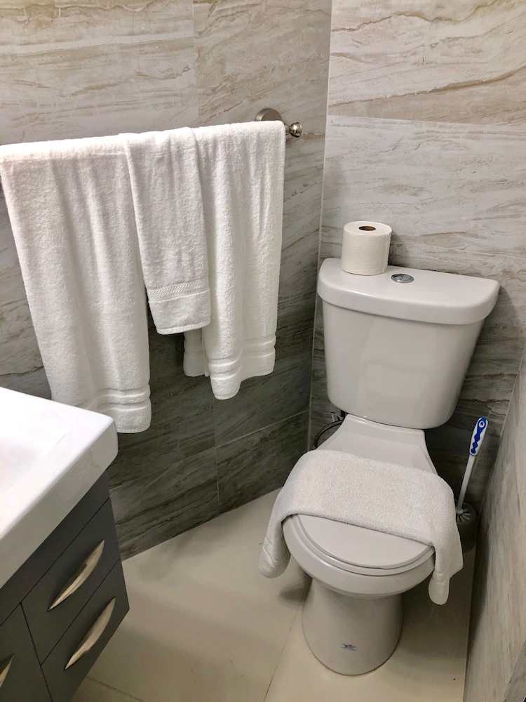 Renovated Posada Studio Apartment at Isla Verde