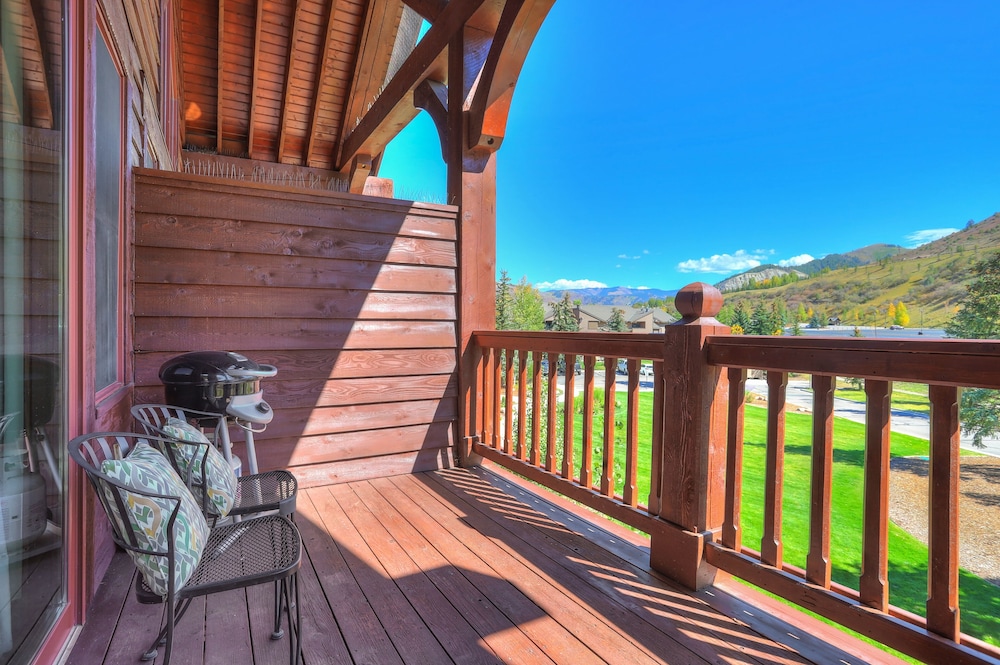 Beautiful 3 Br In Avon Ge - Lodge At Brookside 3 Bedroom Condo - Property Image 4