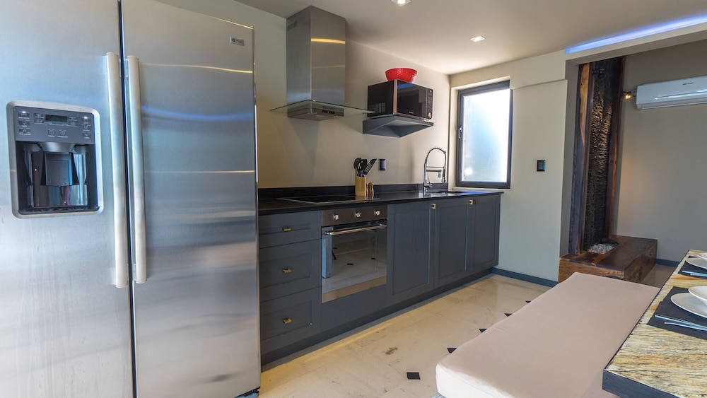 Lotus Luxury Condo