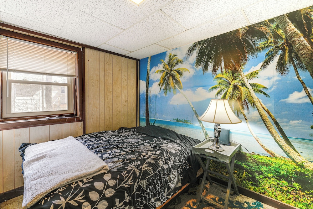 Spacious Family Home: 9 Mi to Ocean City Boardwalk
