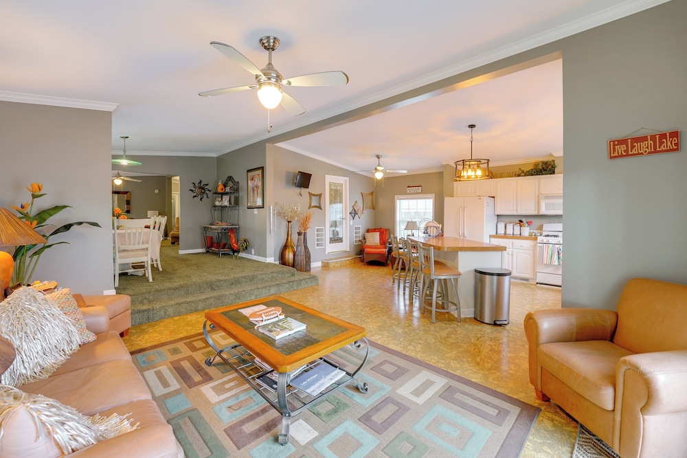 1 Mi to Silver Lake Sand Dunes: Family Gem w/ Yard