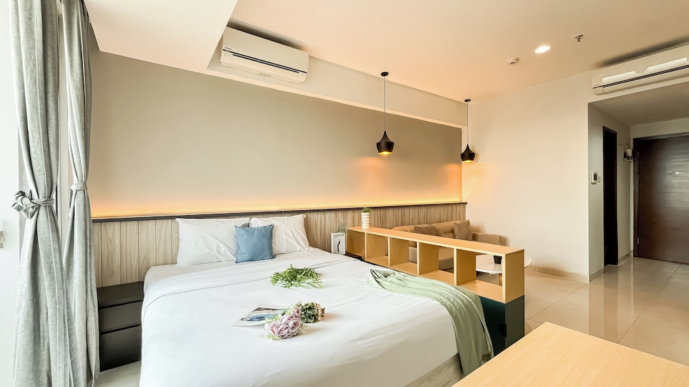 Spacious Studio Apartment West Vista Near Rawa Buaya Station
