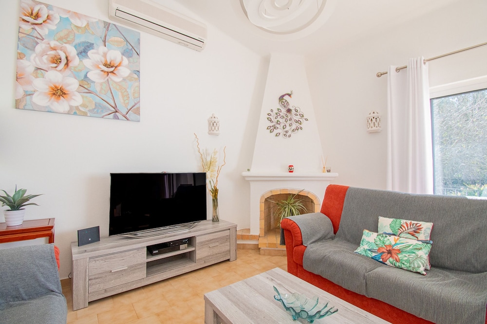 99 ADM Casa Mendes Fabulous Townhouse With Share