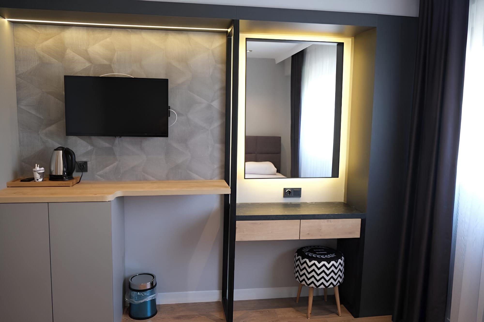 Photo 6
