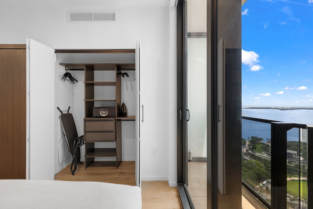 Luxury Studio Panoramic Outlook