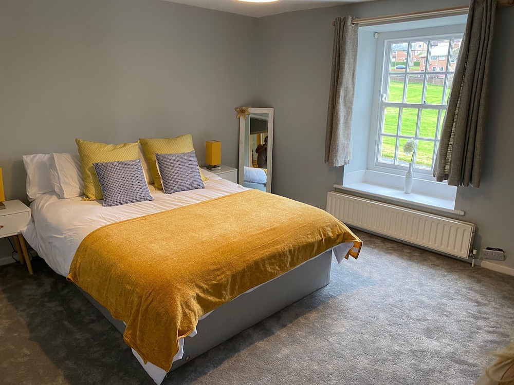 Listed Sword Makers Cottage in Shotley Bridge view 5