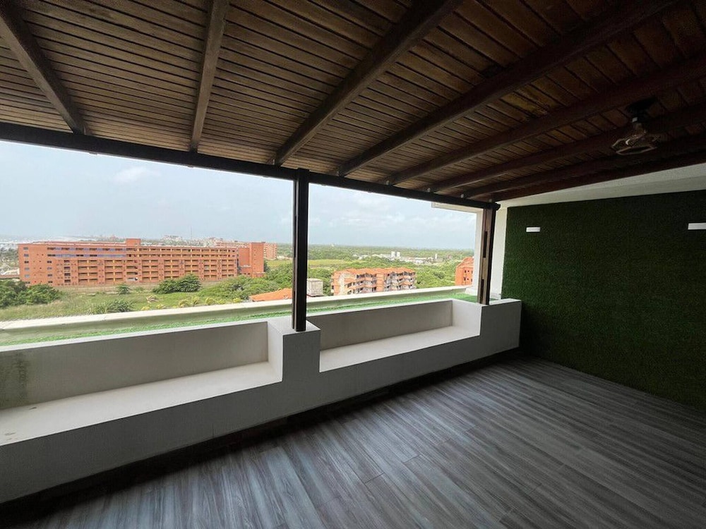 Espectacular Penthouse con Terraza Privada !