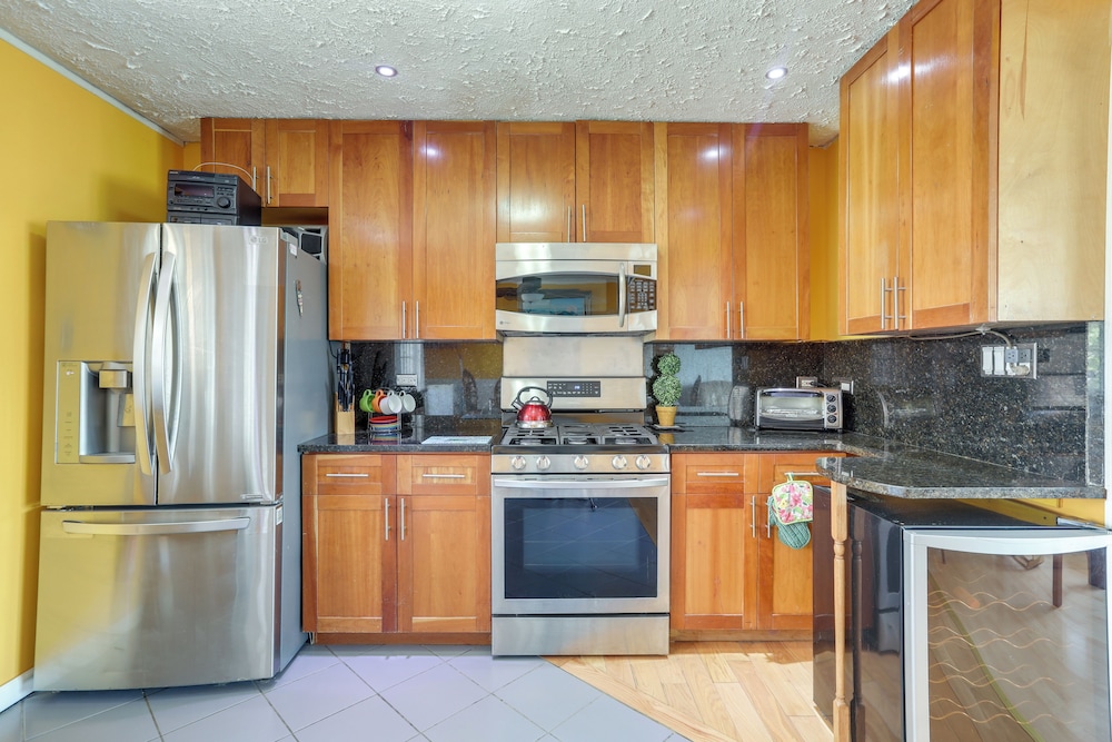 Deck & Dock: Home in Little Egg Harbor Township