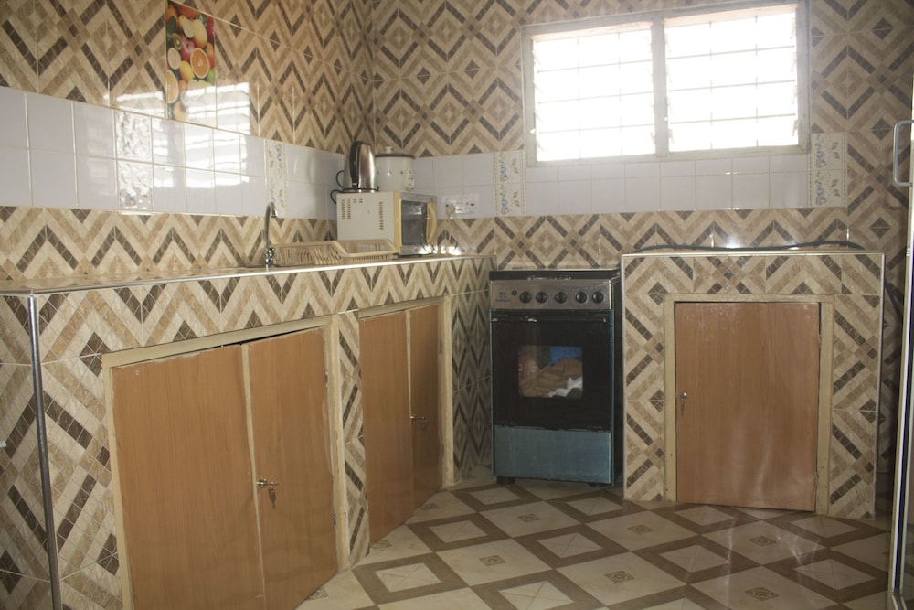 Adinkra Lodge