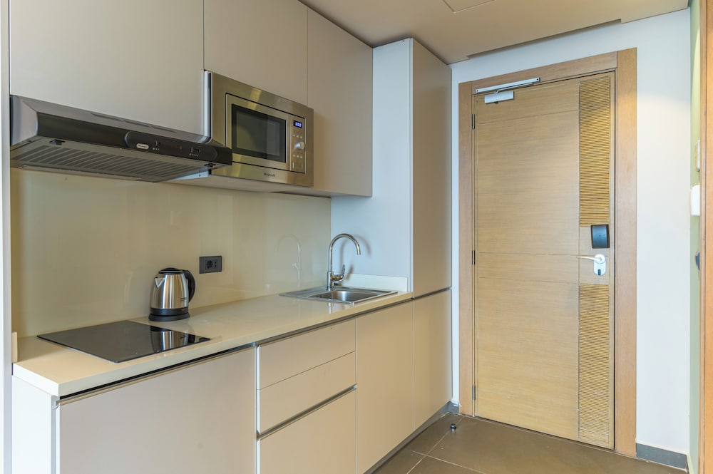 Jounieh Living - Residences by Local Host