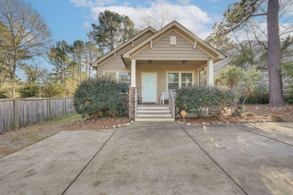 2 Mi to Downtown Durham: Family Home w/ Yard!