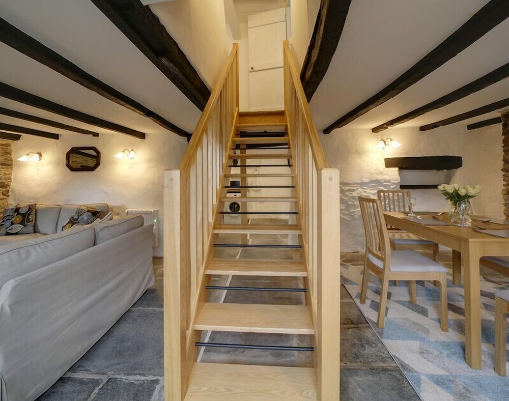 Dane Cottage