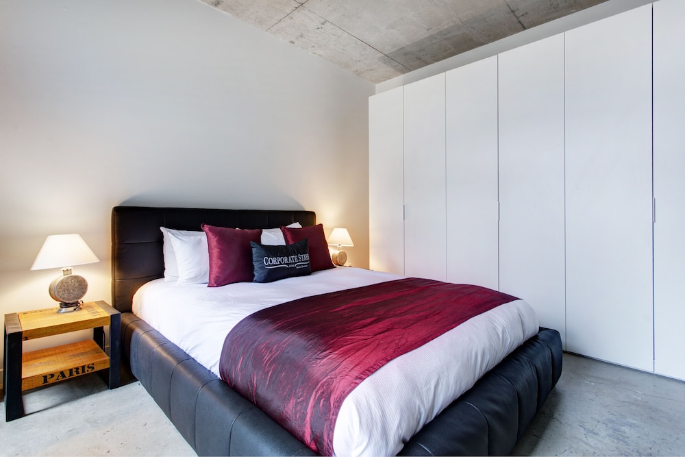 Corporate Stays Loft4U Apartments - Image 2