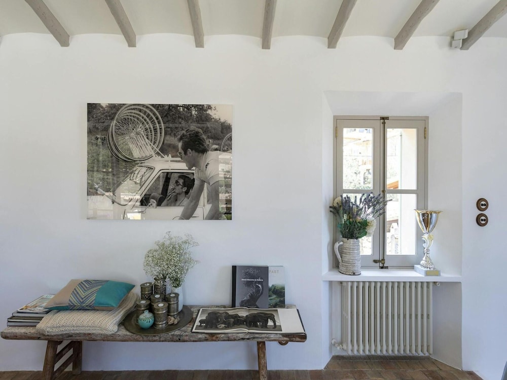 Stylish Holiday Home With Deia Views