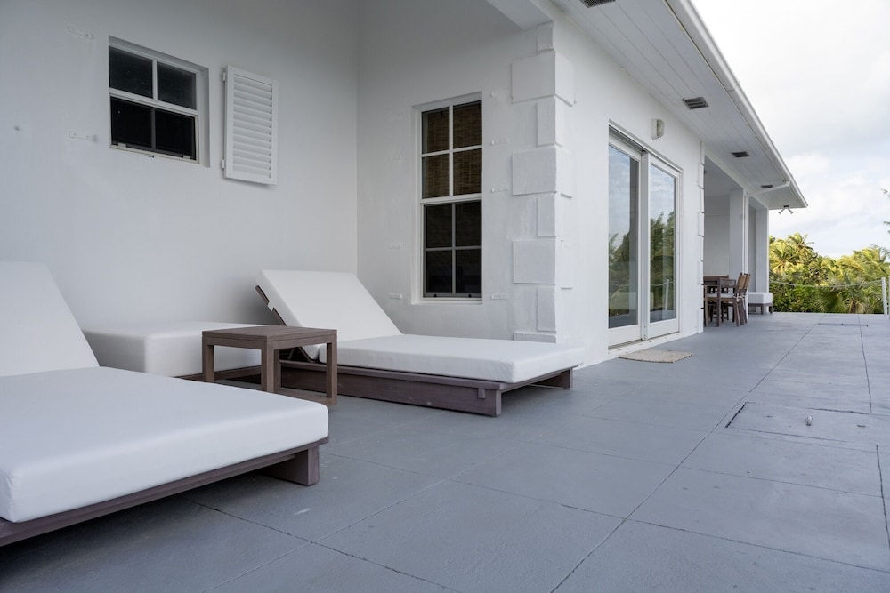 C Breeze 4 Bedroom Home