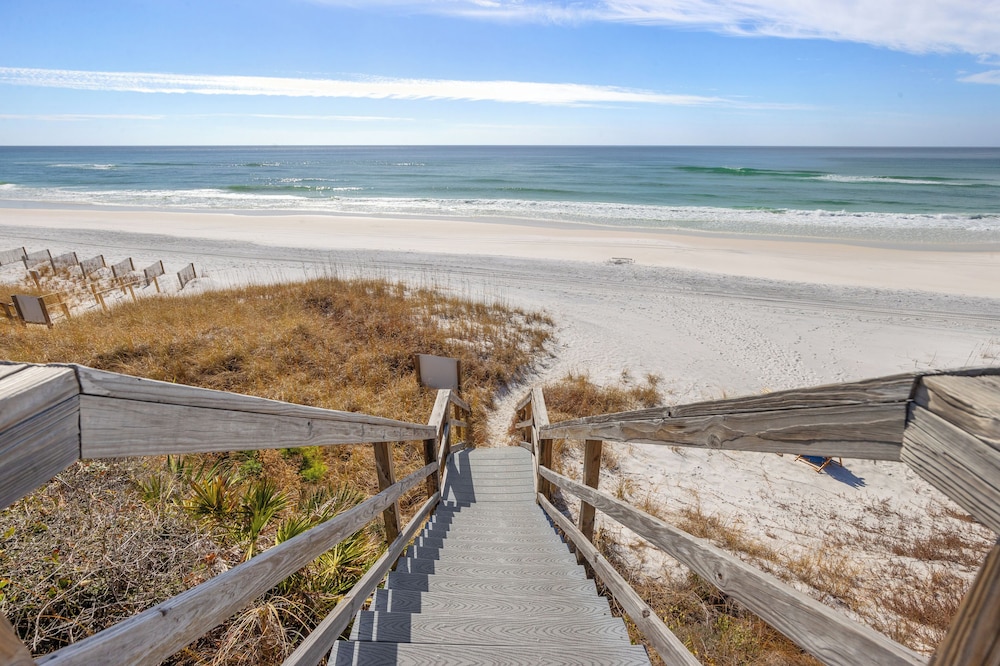A Winterpast by the Sea - Gulf Front on 30A With Private Pool!