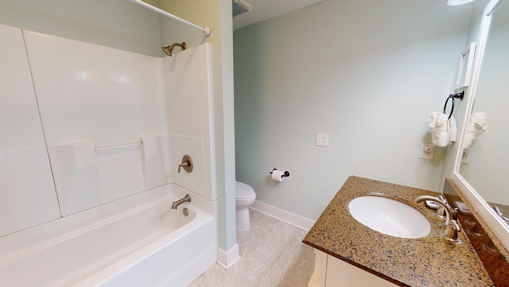 1313 6th Avenue - Rest A Shore