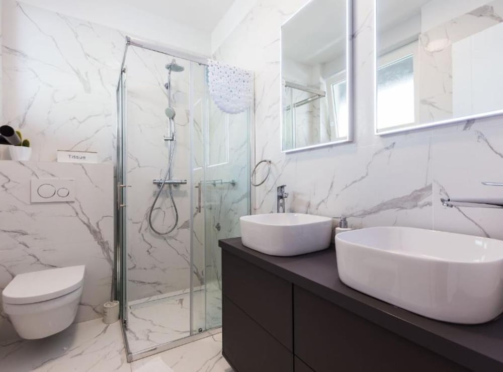 Cultural Haven Central Two Bedroom Apartment in Zadar With City Views