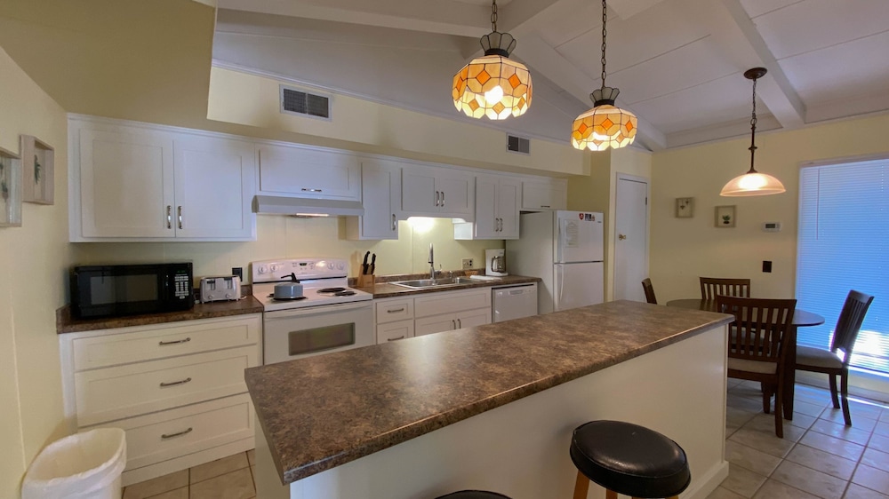 Sea Cottage Apartment 1 Bedroom Duplex