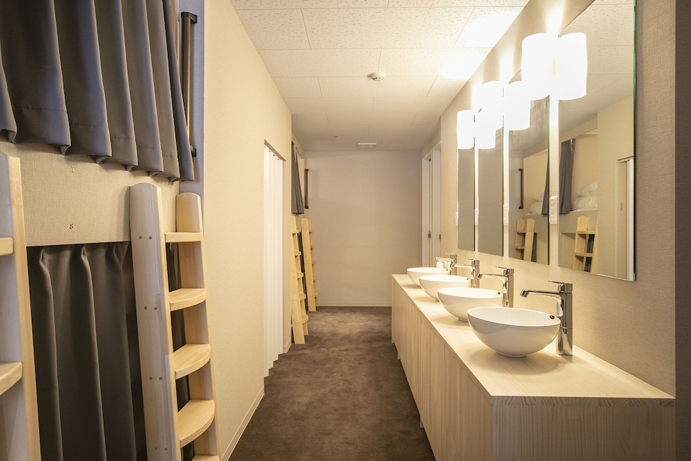 The Theater Hostel Akasaka photo 5