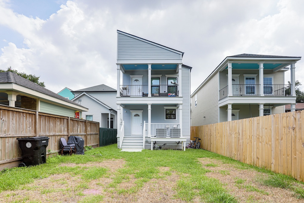 < 2 Mi to Jackson Square: New Orleans Home w/ Yard
